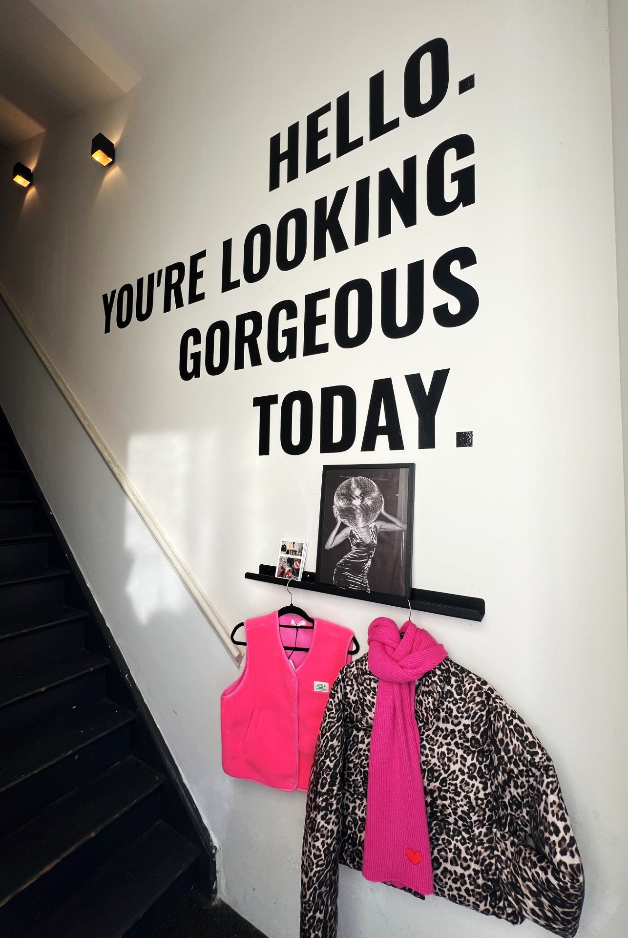 CLUB ETOILE winkel met de trap Leiden