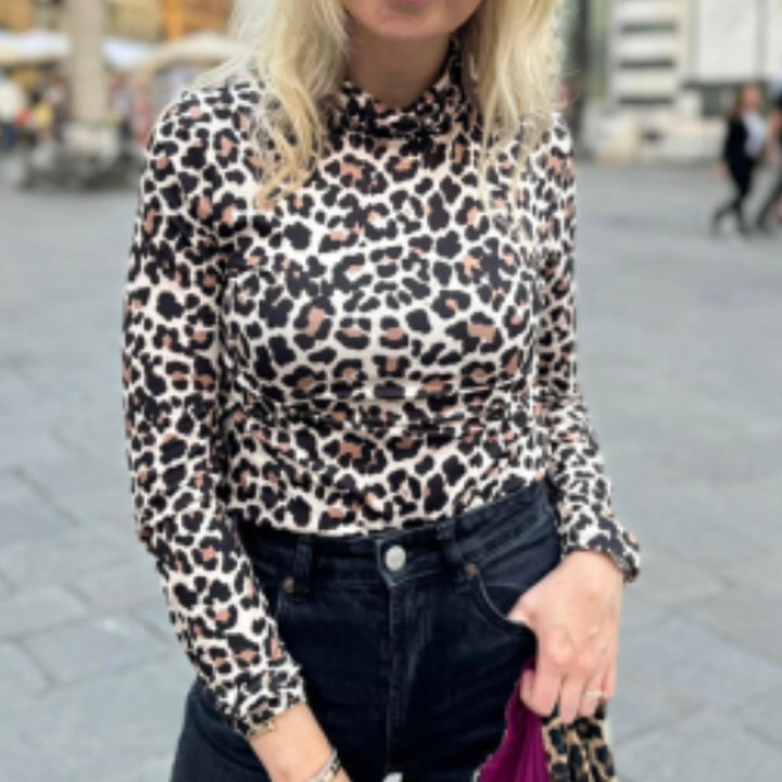 LARA turtle neck leopard 2 LARA turtle neck leopard